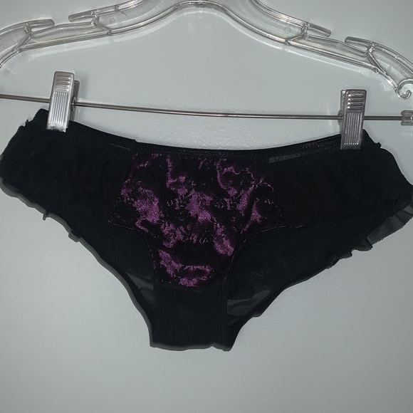 Victoria’s Secret bra and panty set. - Picture 6 of 9